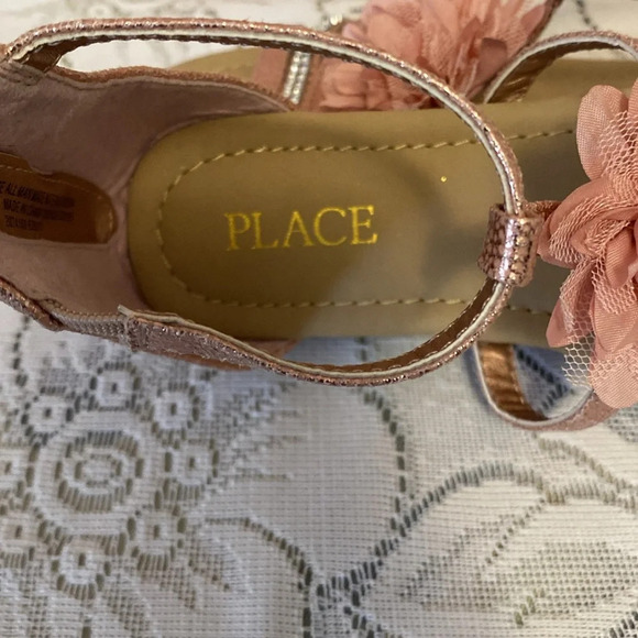 Children Place Size 1 Saddles Pink Metallic with Pink and Silver Tones NWOT - Picture 3 of 6